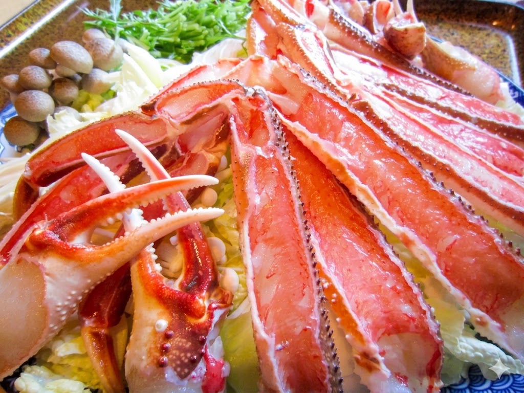 生で食べられる大ズワイガニのかにすき